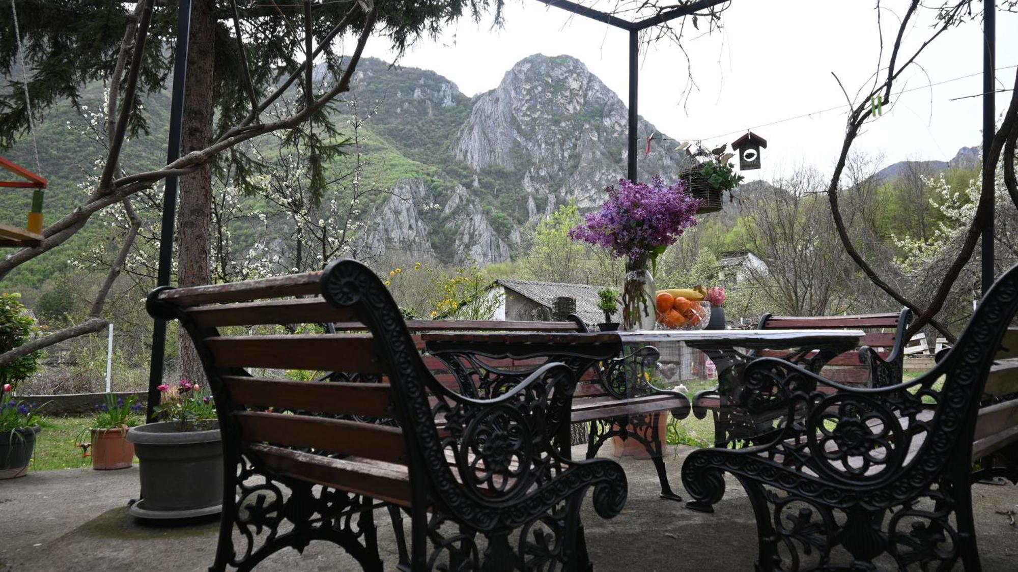 Canyon Matka - Unique Place For Stay Skopje Eksteriør billede